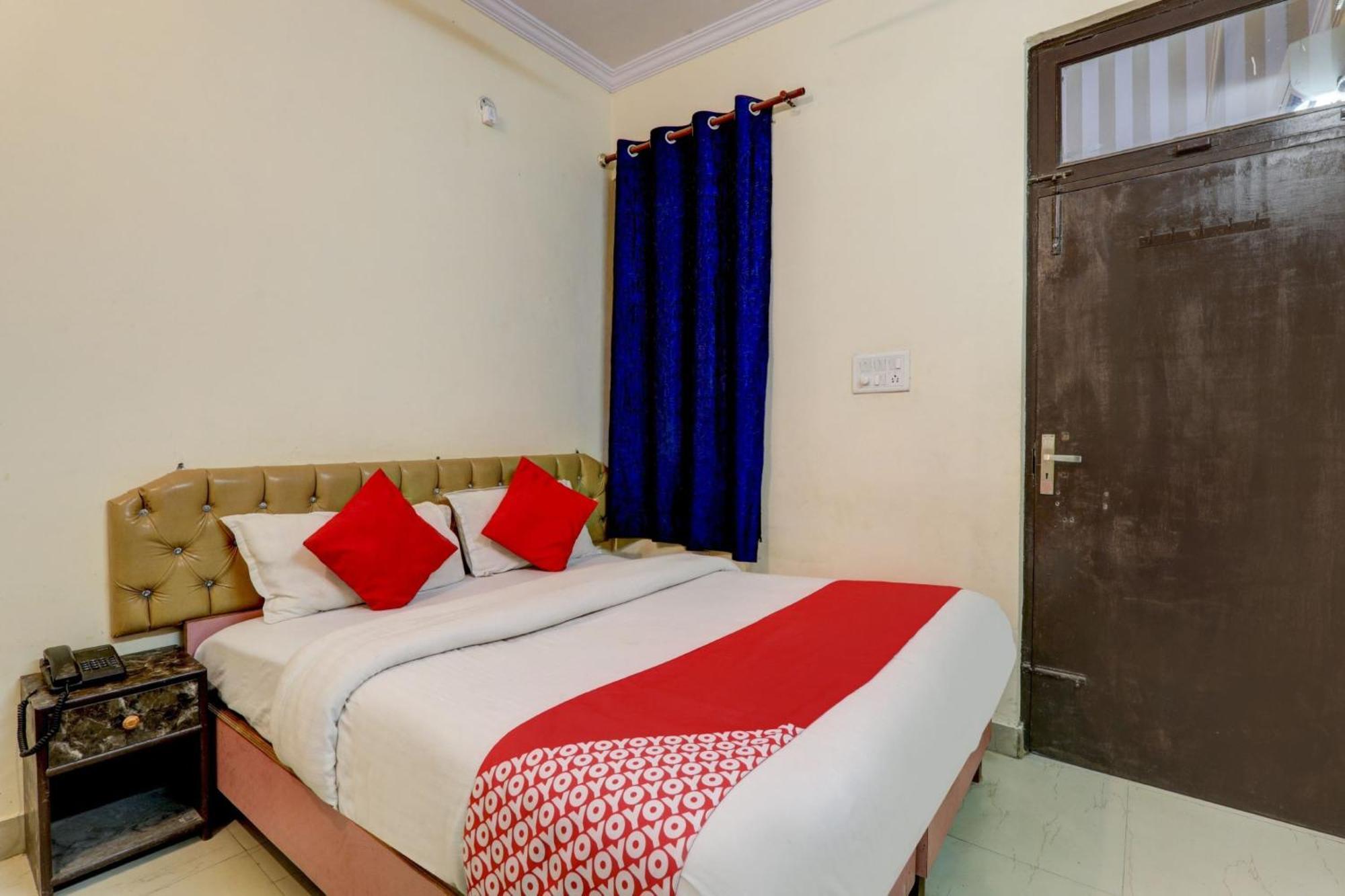 Hotel O Moon Palace Near Sahara Ganj Mall Lucknow Exteriör bild