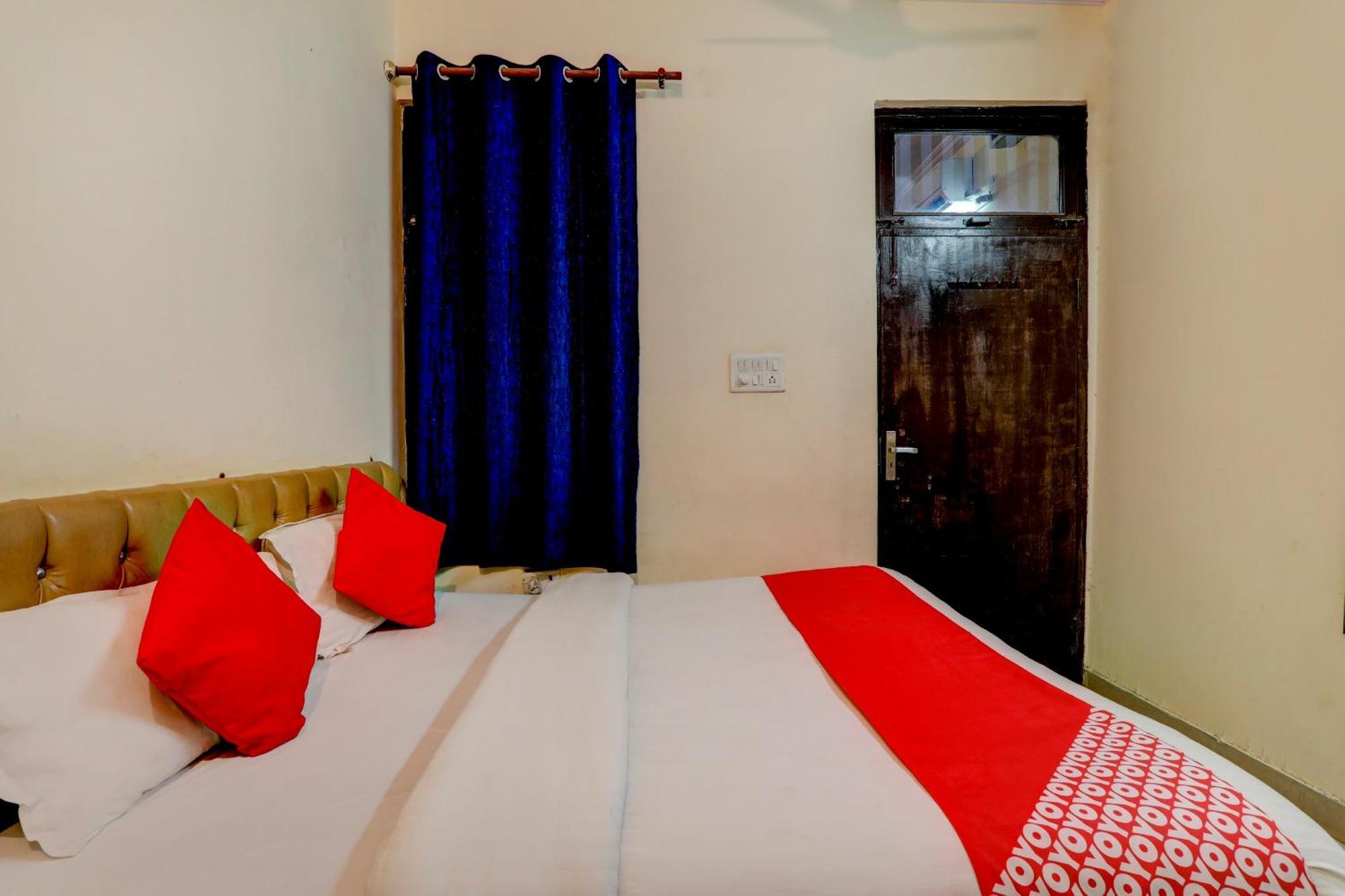 Hotel O Moon Palace Near Sahara Ganj Mall Lucknow Exteriör bild
