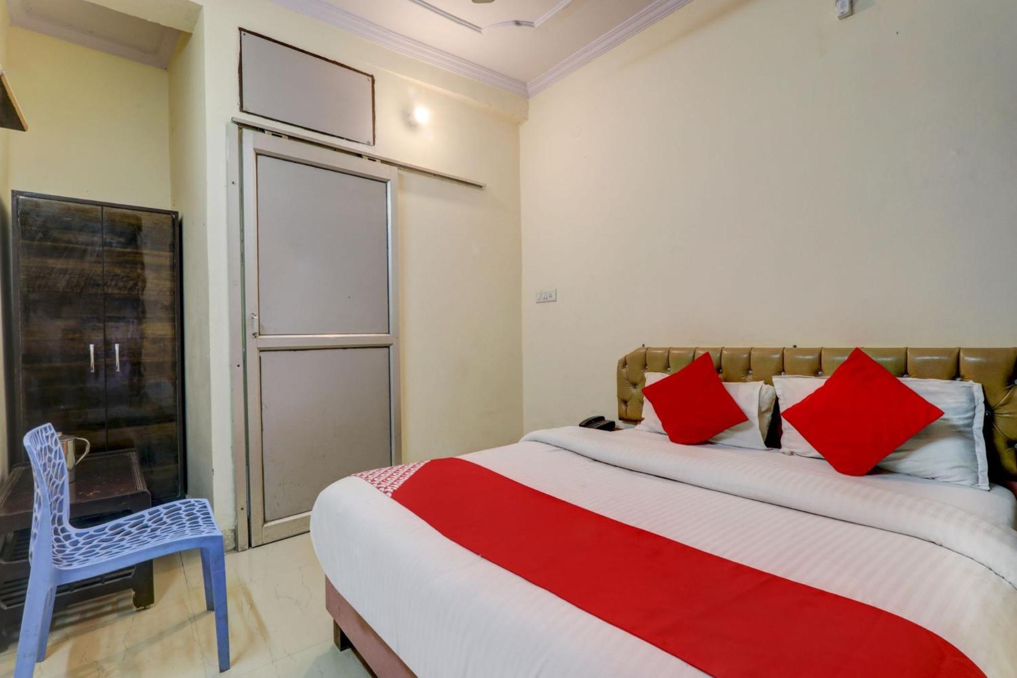 Hotel O Moon Palace Near Sahara Ganj Mall Lucknow Exteriör bild
